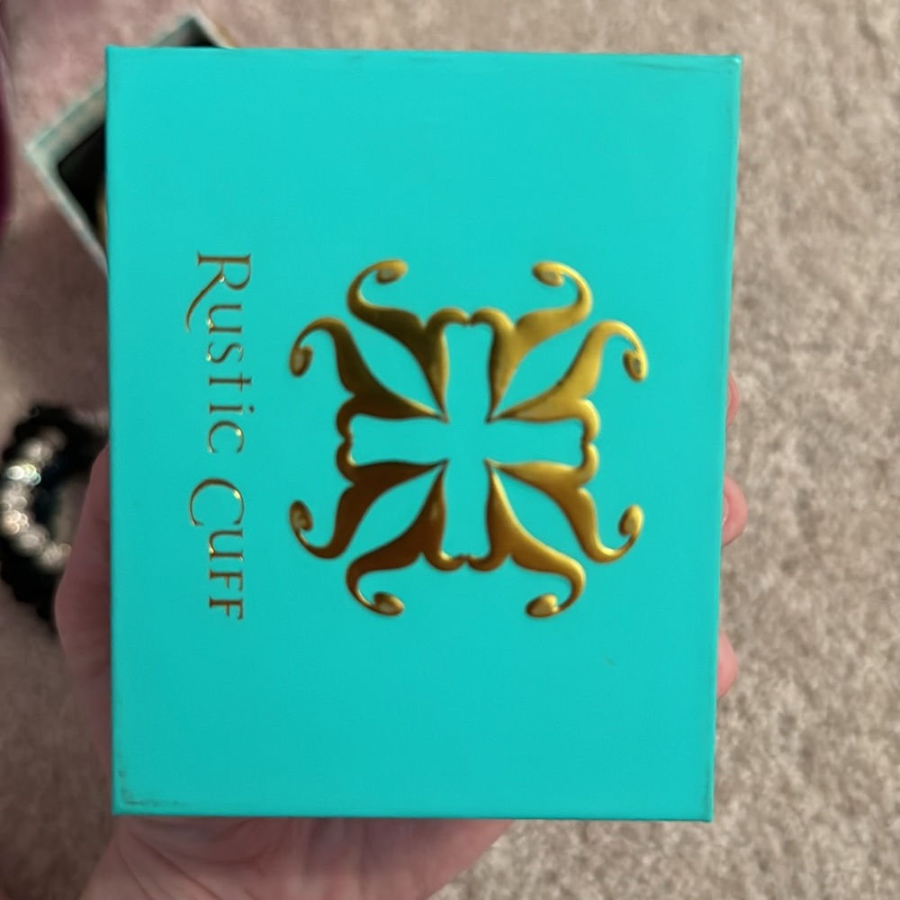 Rustic Cuff Set - Picture 2 of 2